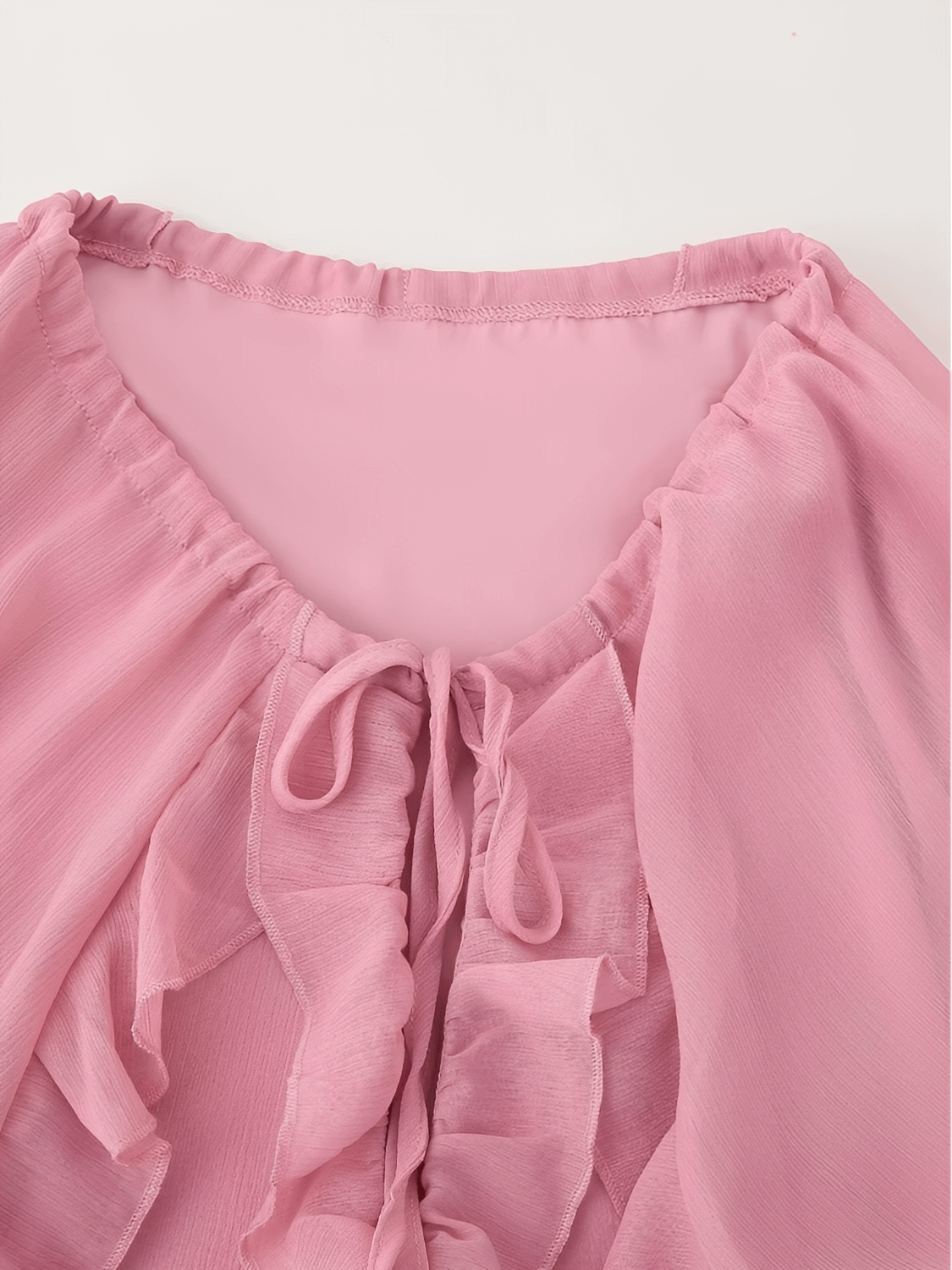 Vestido Longo em Chiffon com Babados Decote em V e Mangas Longas – Bele