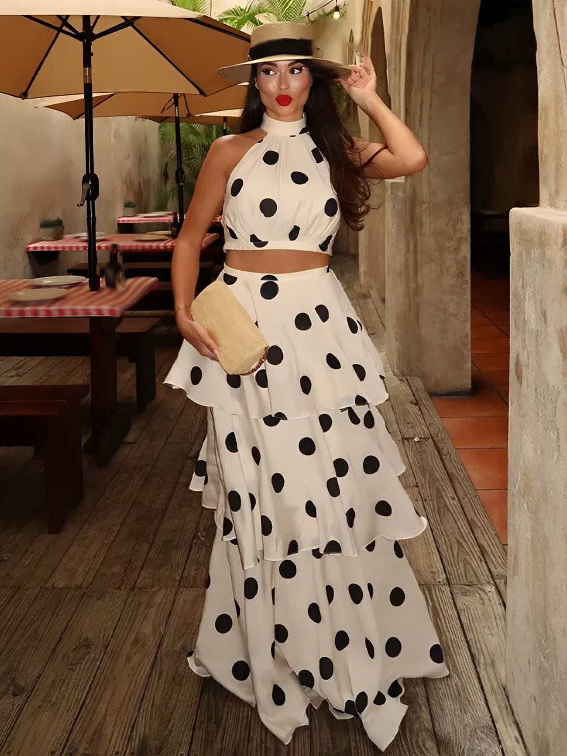 Conjunto Poá em Chiffon com Top Halter e Saia Longa em Camadas - Simaria