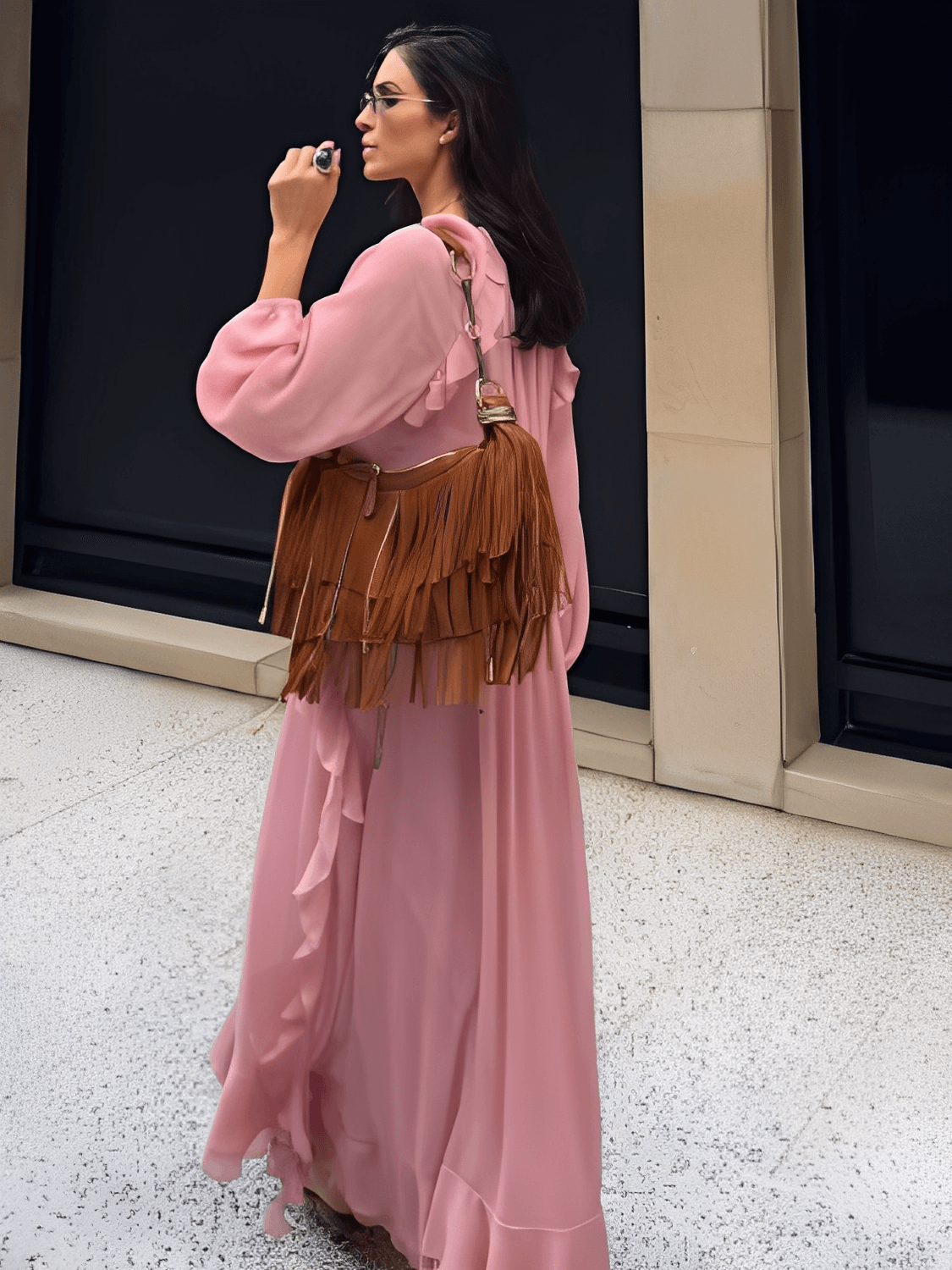 Vestido Longo em Chiffon com Babados Decote em V e Mangas Longas  – Bele